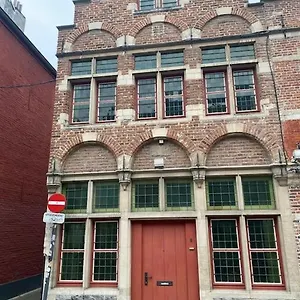 Vakantiehuis 1597 Medieval Modern House, Gent